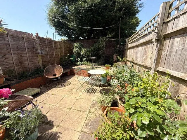 Linden Road, Romsey, Hampshire, SO51, photo 1