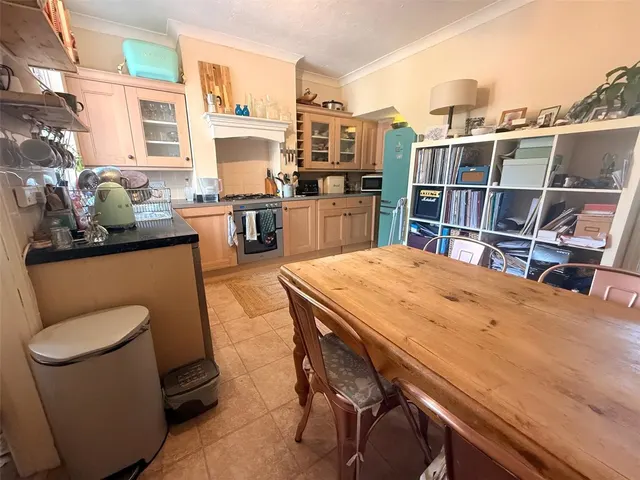 Photo 3 — Linden Road, Romsey, Hampshire, SO51