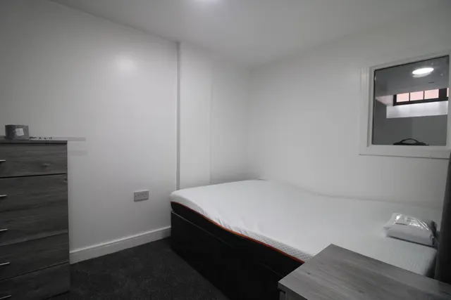 Castle Boulevard, NG7, photo 3