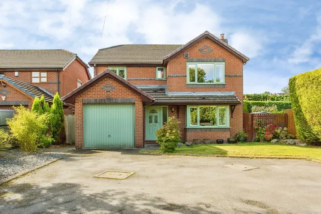 Preston Road, Clayton-le-Woods, PR6, photo 1