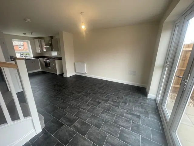 Marconi Drive, Beeston, NG9, photo 3