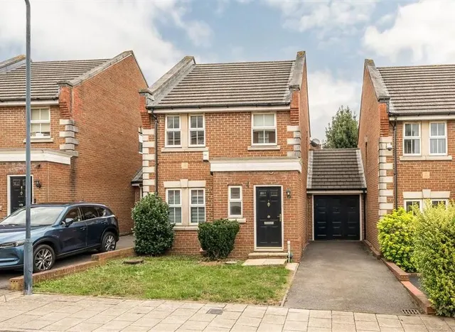 Barlow Drive, Shooters Hill, SE18, photo 1