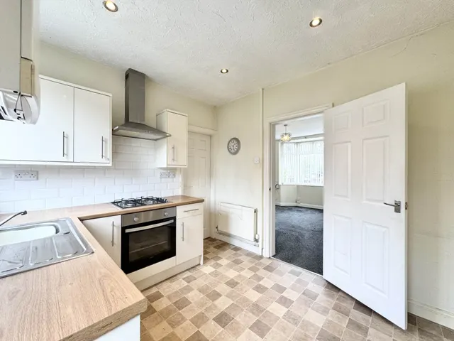 Blackbrook Road, St Helens, photo 1
