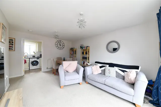 Photo 3 — Fairfield Crescent, Stevenage, SG1 6GF