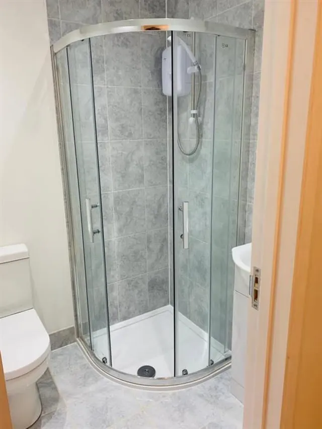 Photo 2 — Gresham Drive, Romford, RM6
