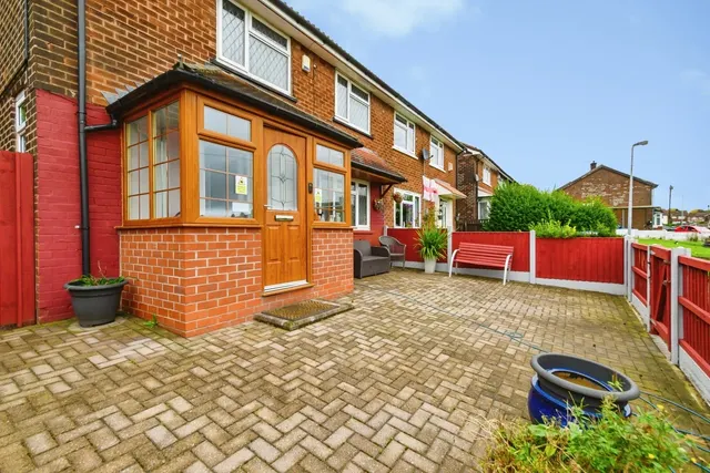 Baron Fold Crescent, Manchester, M38, photo 2
