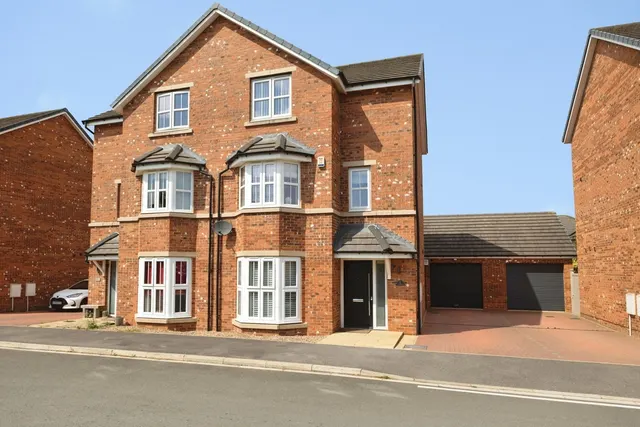 Elms Way, Yarm, TS15, photo 1