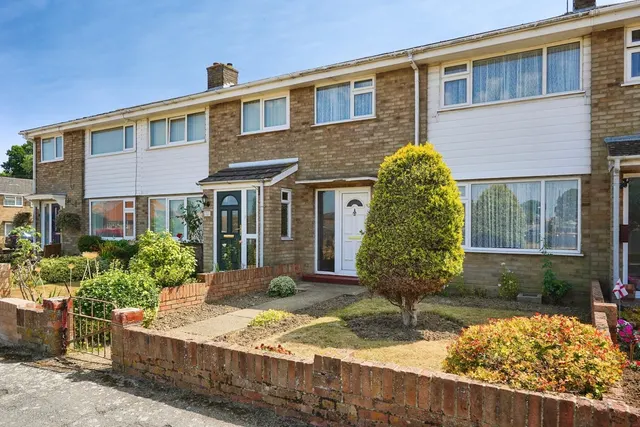 Boulevard Courrieres, Aylesham, Canterbury, Kent, CT3, photo 1