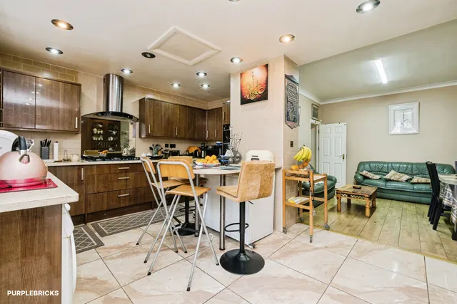 Castleton Road, Ilford, IG3, photo 2