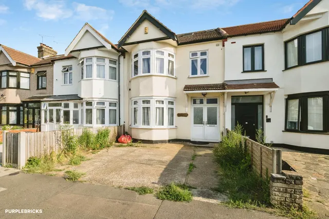 Castleton Road, Ilford, IG3, photo 1
