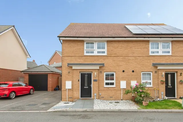 Belpaire Close, Lower Stondon, Henlow, Hertfordshire, SG16, photo 1