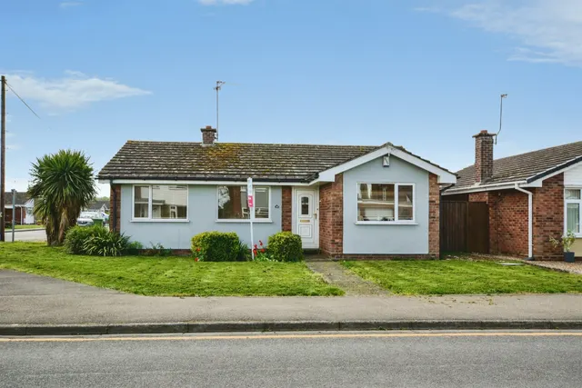 Sussex Avenue, Boston, PE21, photo 1