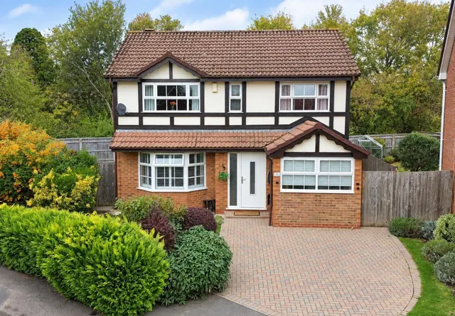 Spire Way, Barnwood, GL4, photo 1