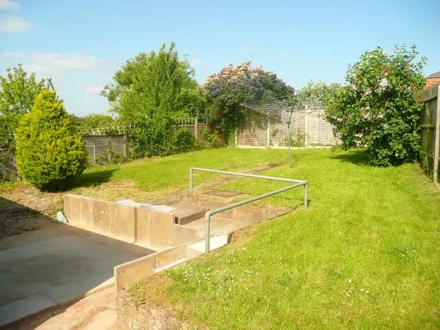 Photo 3 — Pendered Road, Wellingborough, NN8