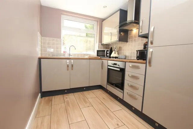 Sudell Road, Darwen, photo 1