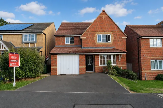 Cartmel Drive, Corby, NN18, photo 1