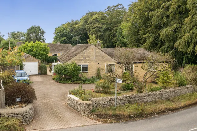 Vatch lane, Eastcombe, GL6, photo 1