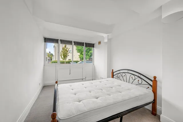 Frogmore, London, SW18, photo 3