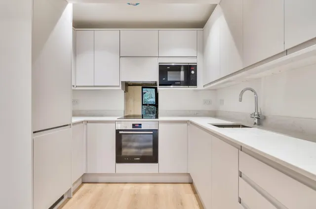 Barmeston Road, London, SE6, photo 3