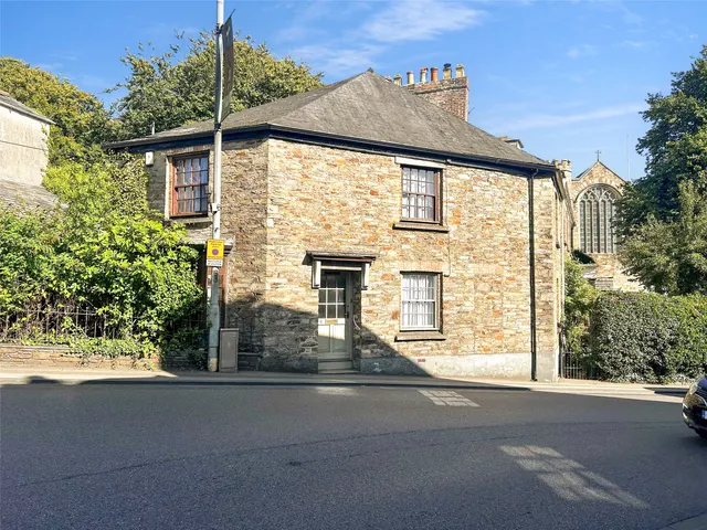 Church Square, Bodmin, PL31, photo 1