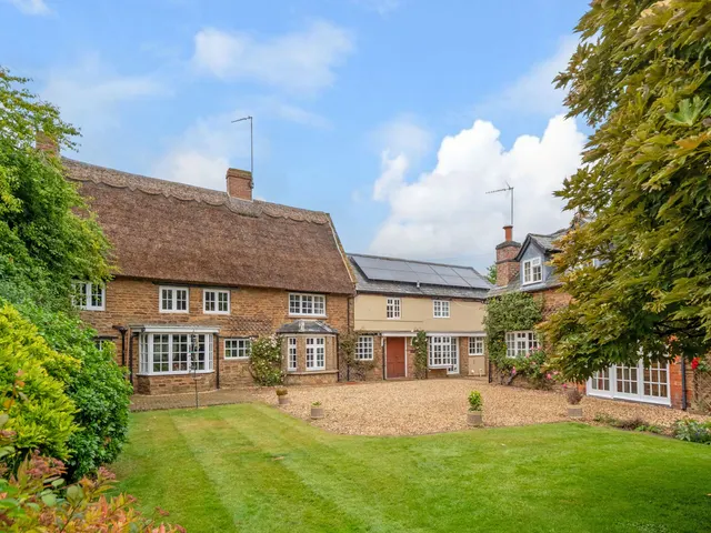 Oakham Lane, Staverton, Daventry, NN11, photo 1