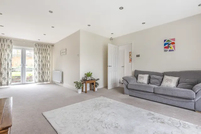 Broadwalk, Orpington, BR6, photo 3