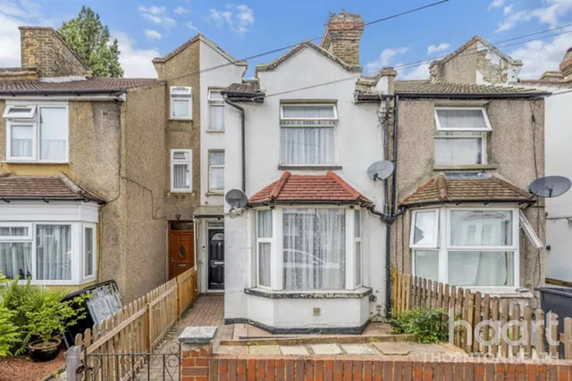 Bensham Lane, Thornton Heath, CR7, photo 1