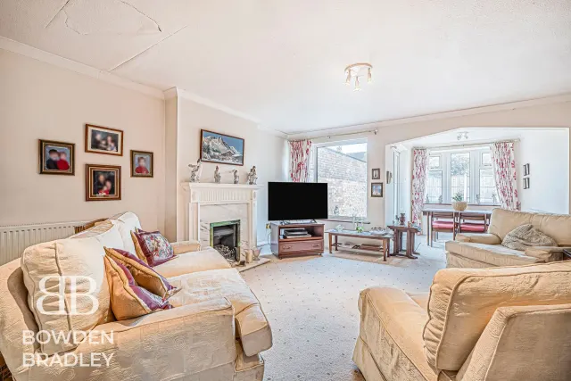 Long Green, Chigwell, IG7, photo 3