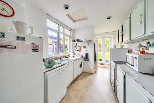 Arden Road, London, N3, photo 2