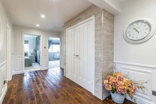Photo 2 — Lindens, Bleak Hill, Ringwood, BH24 3PX