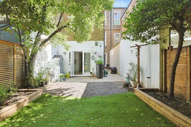 Harbut Road, London, SW11, photo 1