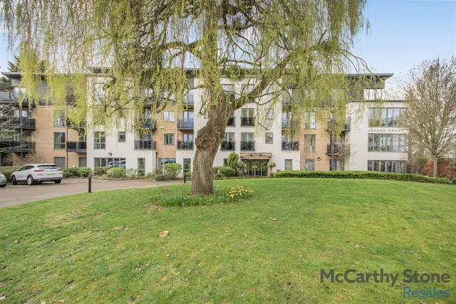 St. Georges Road, Cheltenham, GL50, photo 1