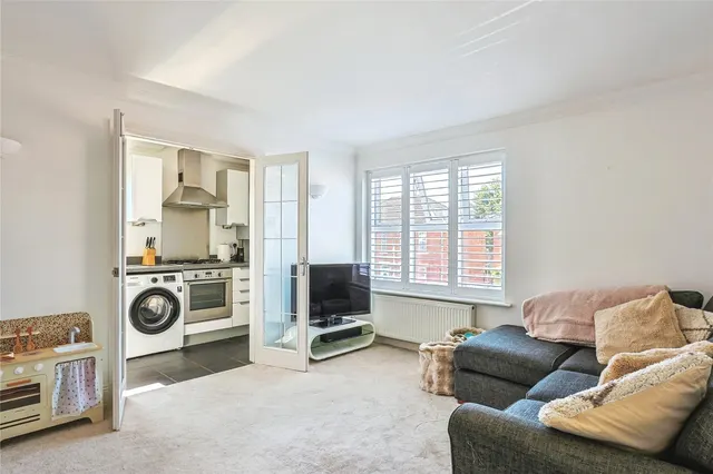 Capstone Road, Bournemouth, BH8, photo 2
