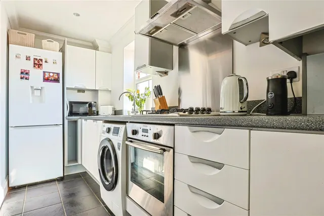 Capstone Road, Bournemouth, BH8, photo 3