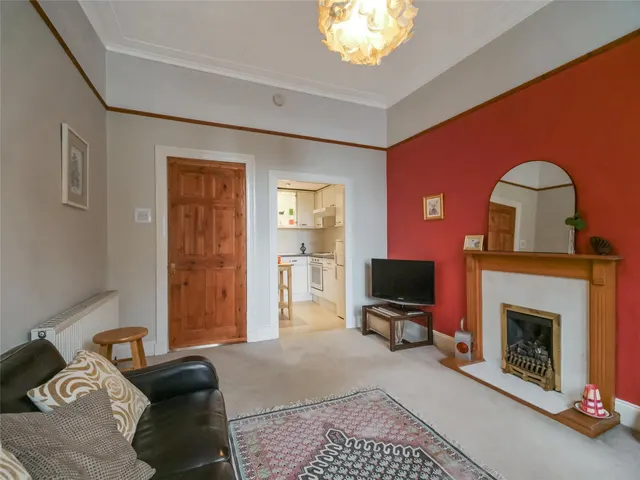 Photo 3 — Laurel Street, Thornwood, Glasgow, G11