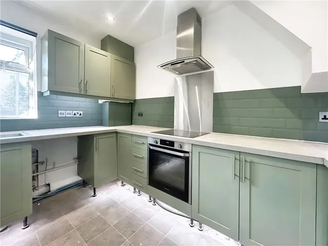 Weston Road, Guildford, GU2, photo 3