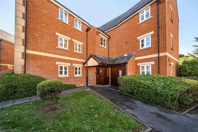 Bennett Crescent, Cowley, OX4, photo 1