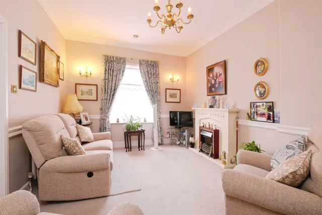 Agincourt Square, Monmouth, NP25, photo 2