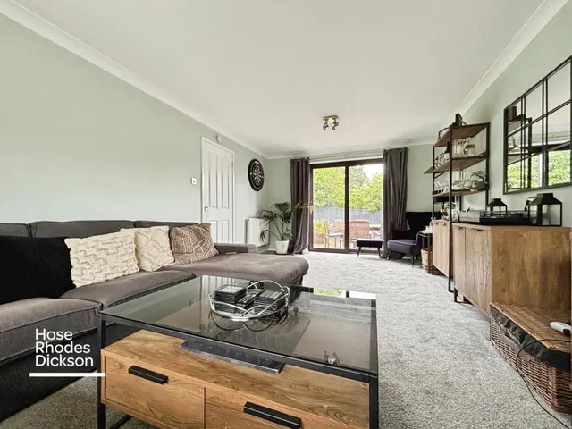 Chambers Drive, Apse Heath, PO36, photo 2