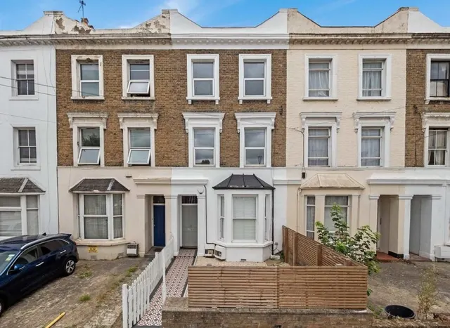 Vant Road, Tooting, SW17, photo 1