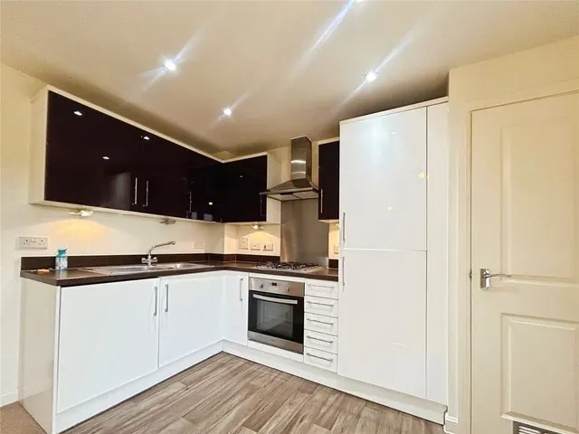 Photo 3 — Lucerna Court, Bradbrook Drive, Kent, DA3