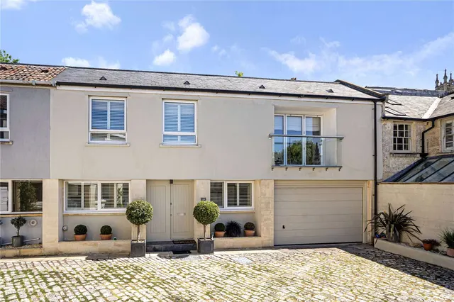 Upper Lansdown Mews, Bath, BA1 5HG, photo 1