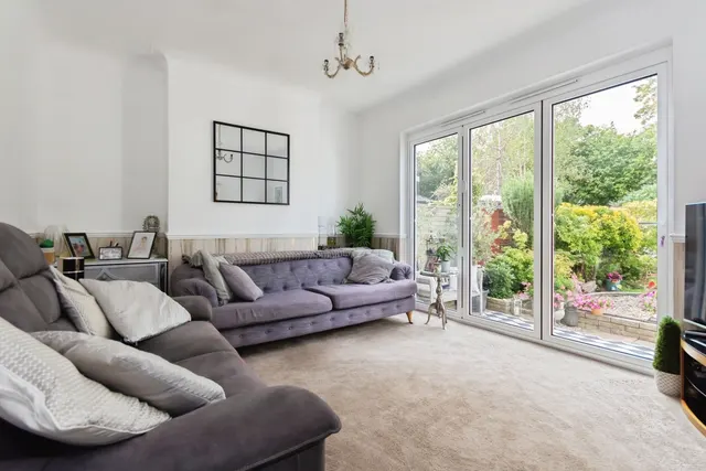 Photo 2 — Bradbury Road, Solihull, West Midlands, B92