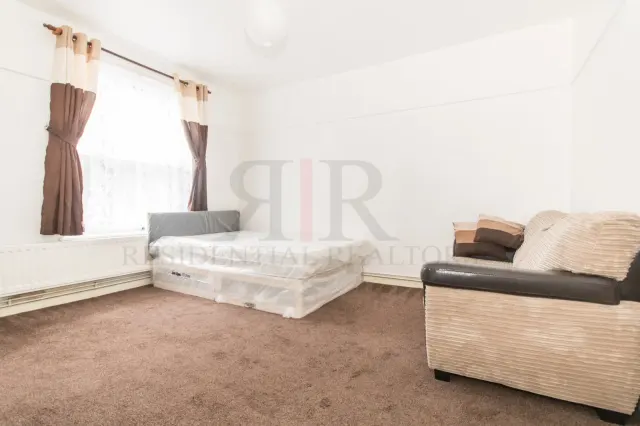 Falmouth Road, SE1, photo 1