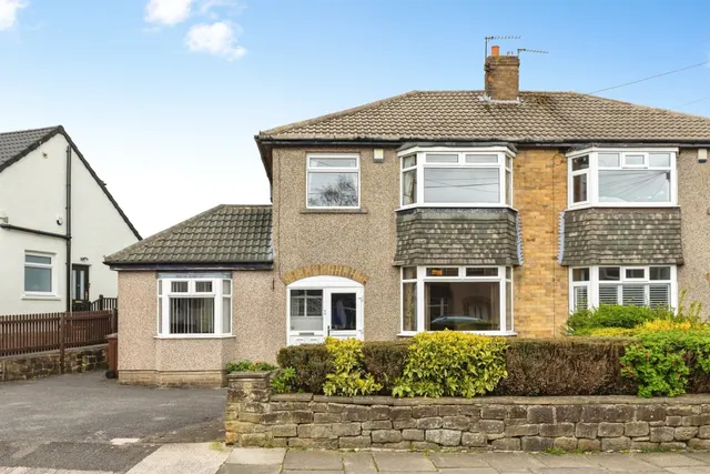 Heaton Drive, Eldwick, BINGLEY, photo 1