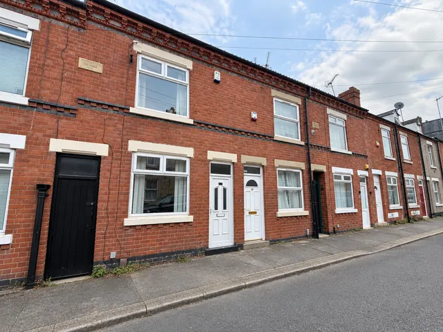 Gladstone Street, Mansfield, NG18, photo 1