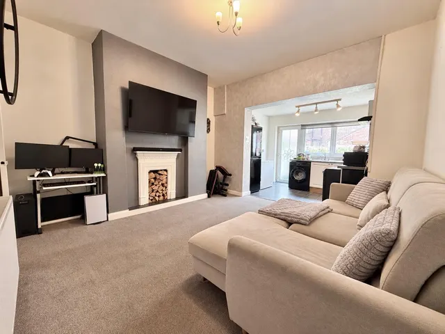 Hawthorn Street, Audenshaw, M34, photo 3