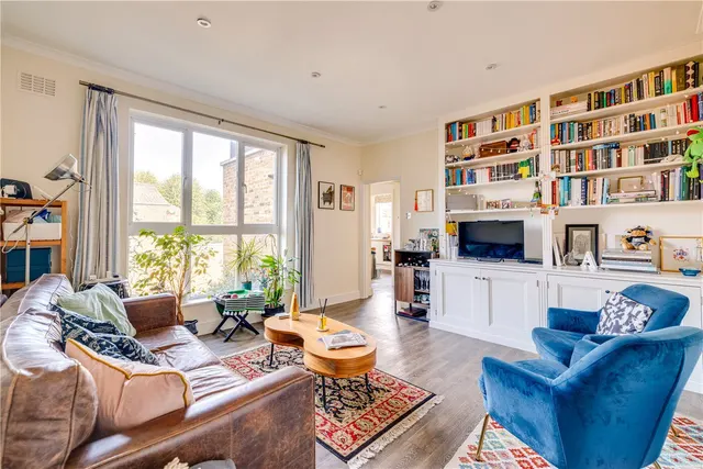Fulham Palace Road, London, SW6, photo 1