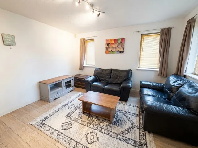 Newhall Farm Close, Sutton Coldfield, B76, photo 2