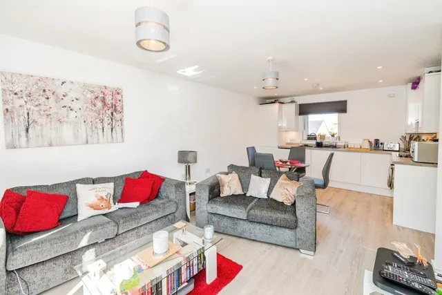 Meridian Way, Southampton, SO14, photo 3